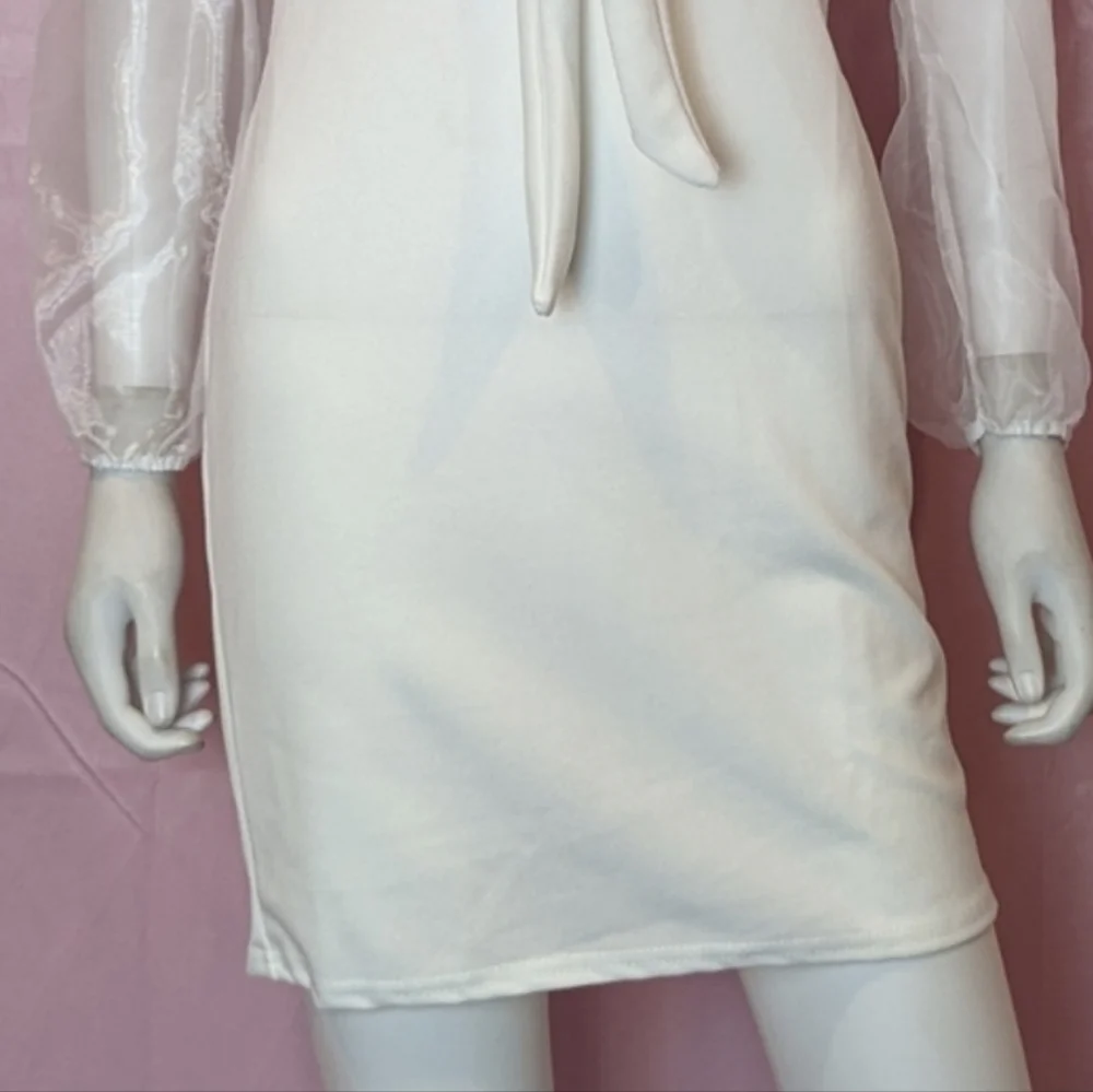 Boohoo White Tie Front Long Sheer Sleeves Mini Dress size 6